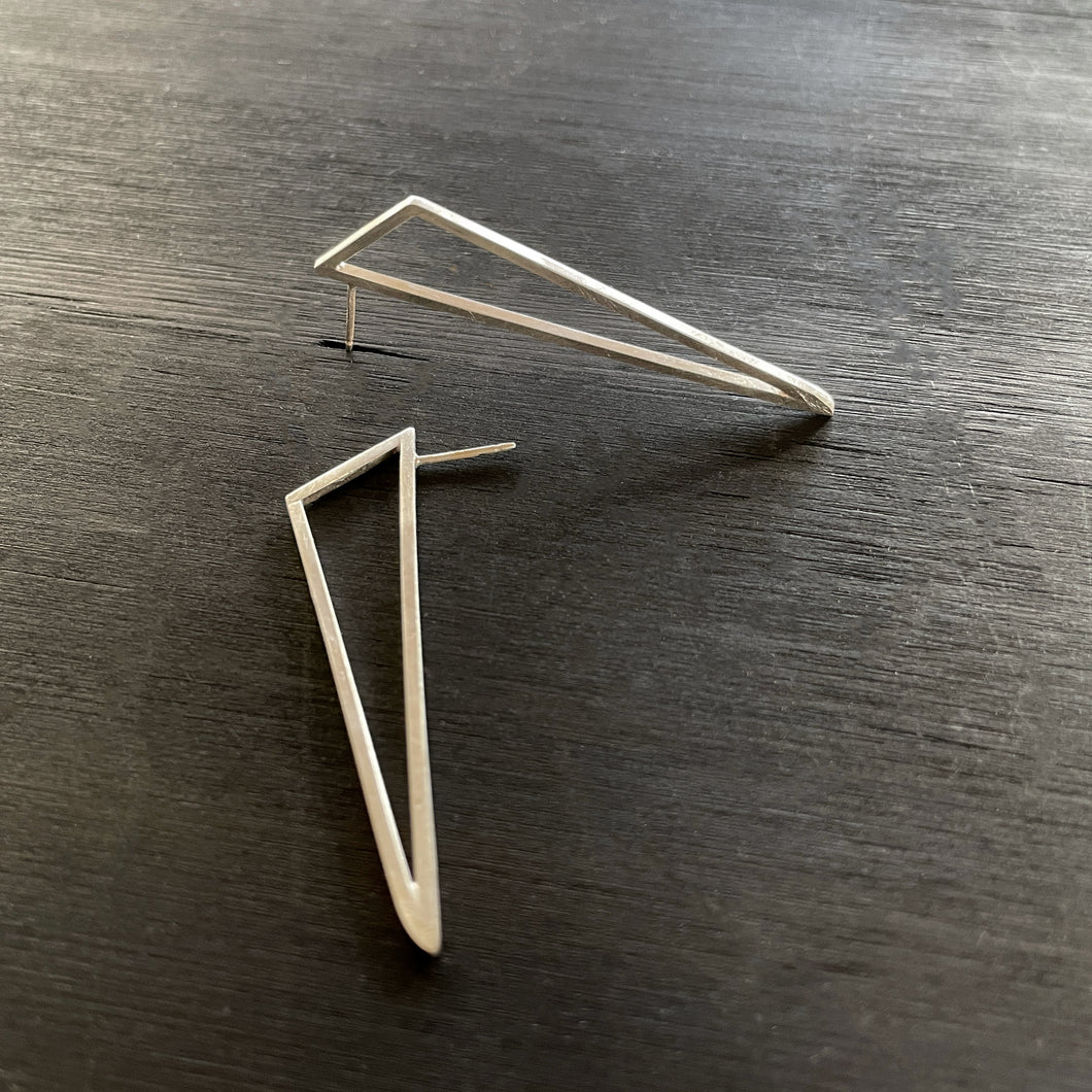 Outline Offset Triangle Earrings